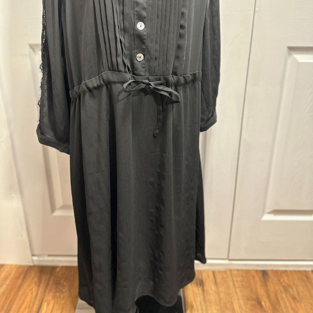Elegant Black Dress with Lace-Trimmed 3/4 Sleeves(XL-2XL) - Picture 10 of 10
